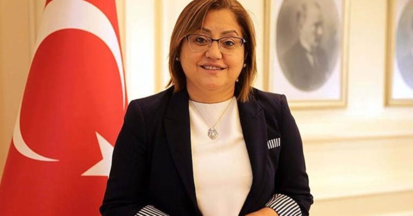 Fatma Şahin: Gaziantep Büyükşehir Belediyesi Şam’daki Emevi Camisi’nin halılarını yenilemekten onur duyacak – Son Dakika Türkiye Haberleri