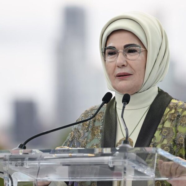 Emine Erdoğan'dan Sıfır Atık Enstitüsü'nün yaratılmasında paylaşım