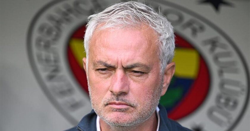Fenerbahçe Jose Mourinho'nun koçuna iki taklitçi