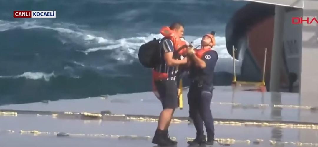 Son Dakika | Ukrayna'nın bir yolcusuydu, Kocaeli'de oturdu! Landing nakliye gemisinde hareketlilik 5