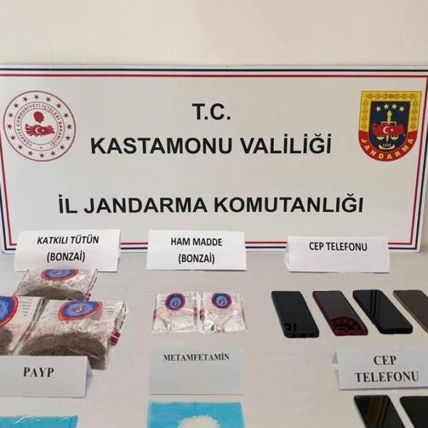 Kastamonu'da uyuşturucuyla yakalanan 9 şüpheli tutuklandı