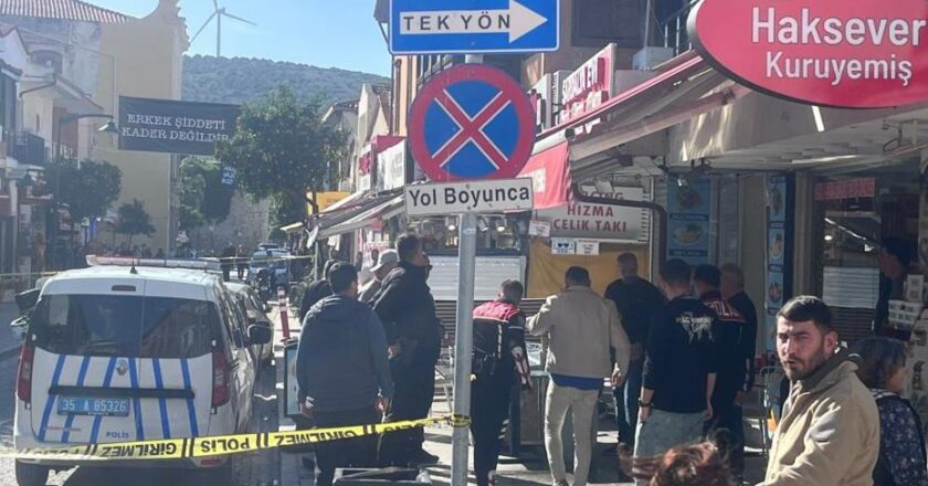 Çeşme’de Midye Dükkanına Silahlı Saldırı Düzenlendi