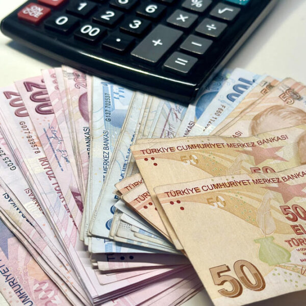 2026 Asgari Ücret Artışı Ne Kadar Olacak? İlk Toplantıda Gözler İşçi, İşveren ve Hükümette!