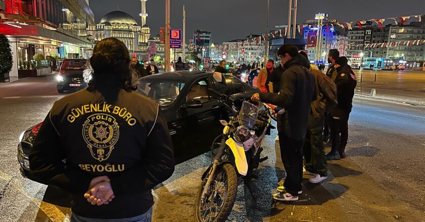 İstanbul'da “Barış” Harekatı: 1036 tutuklu