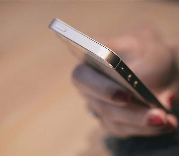 Yurt dışı telefon getirmenin masrafı 57 bin liraya ulaştı: 2026 IMEI kayıt ücreti ne kadar?